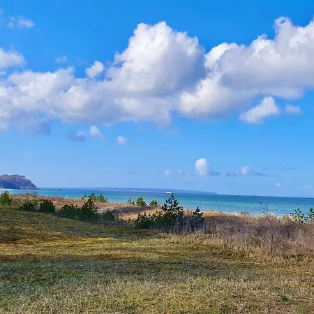 Mar